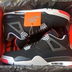 Air Jordan 4 ‘Bred’